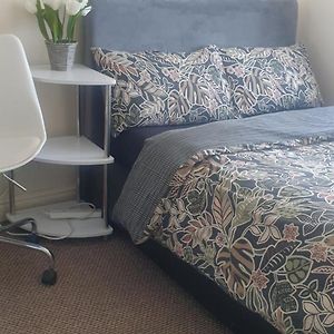 Deluxe Zimmer mit Kingsize-Bett